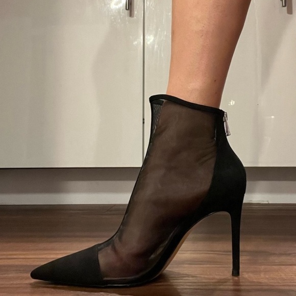Zara NWOT Black Mesh Net Pointed Toe High Heel Booties Ankle Boots - Picture 3 of 10